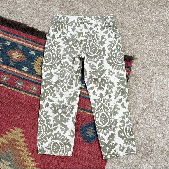 Tommy Hilfiger Vintage Y2K Green and White Printed Cargo Capris Size 6 - Picture 5 of 6